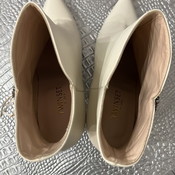 TWINSET White leather booties. Size 37. New in box - Picture 11 of 12